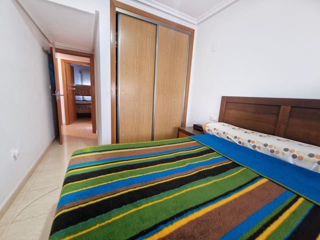 2 slaapkamer Appartement te koop in Puerto Deportivo, Guardamar del Segura met zwembad - € 155.000 (Ref: 8940021)