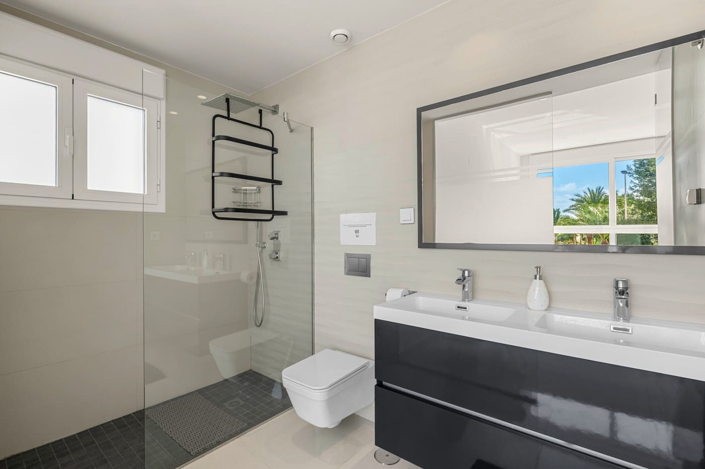 4 soverom Villa til salgs i Torrevieja med svømmebasseng - € 580 000 (Ref: 8947551)