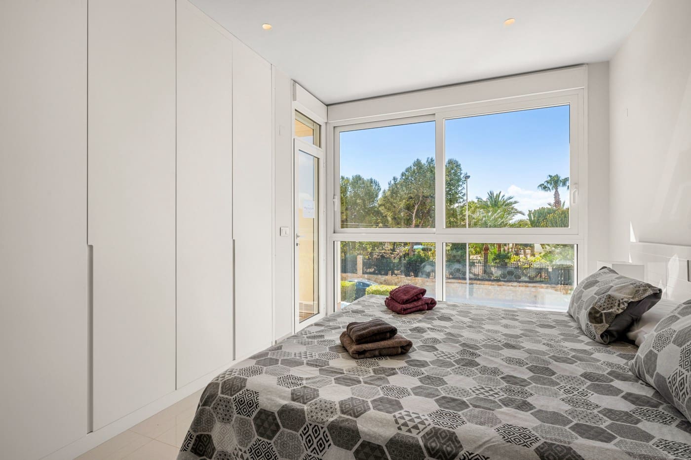 4 soverom Villa til salgs i Torrevieja med svømmebasseng - € 580 000 (Ref: 8947551)