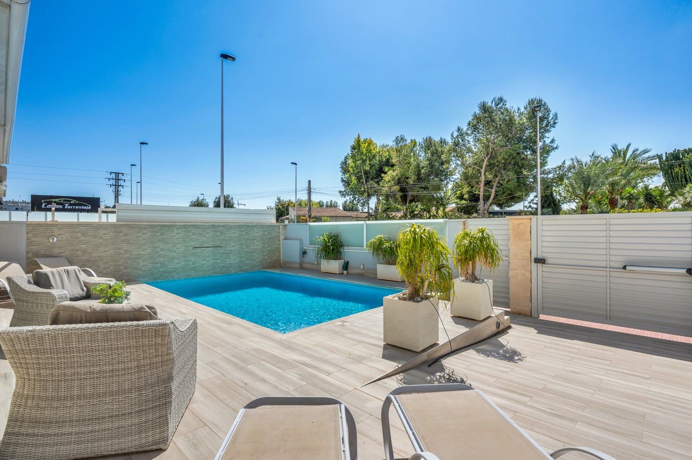 4 soverom Villa til salgs i Torrevieja med svømmebasseng - € 580 000 (Ref: 8947551)