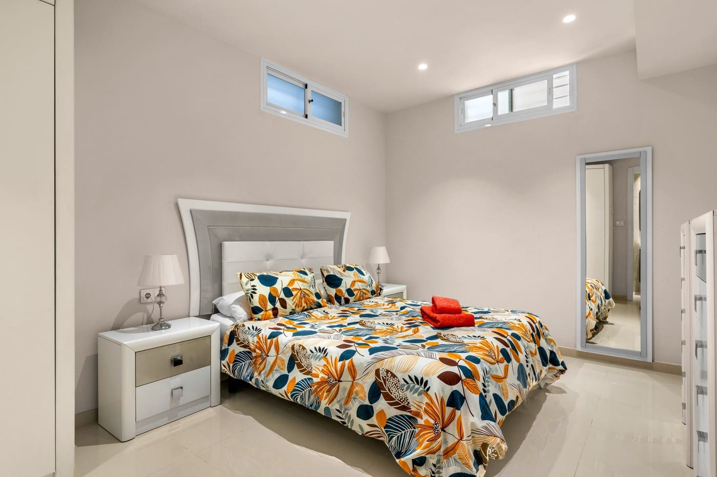 4 soverom Villa til salgs i Torrevieja med svømmebasseng - € 580 000 (Ref: 8947551)