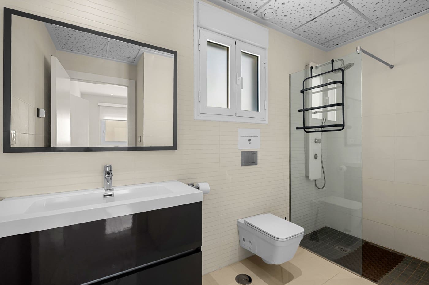 4 soverom Villa til salgs i Torrevieja med svømmebasseng - € 580 000 (Ref: 8947551)