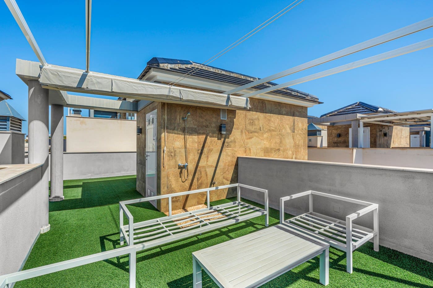 4 soverom Villa til salgs i Torrevieja med svømmebasseng - € 580 000 (Ref: 8947551)