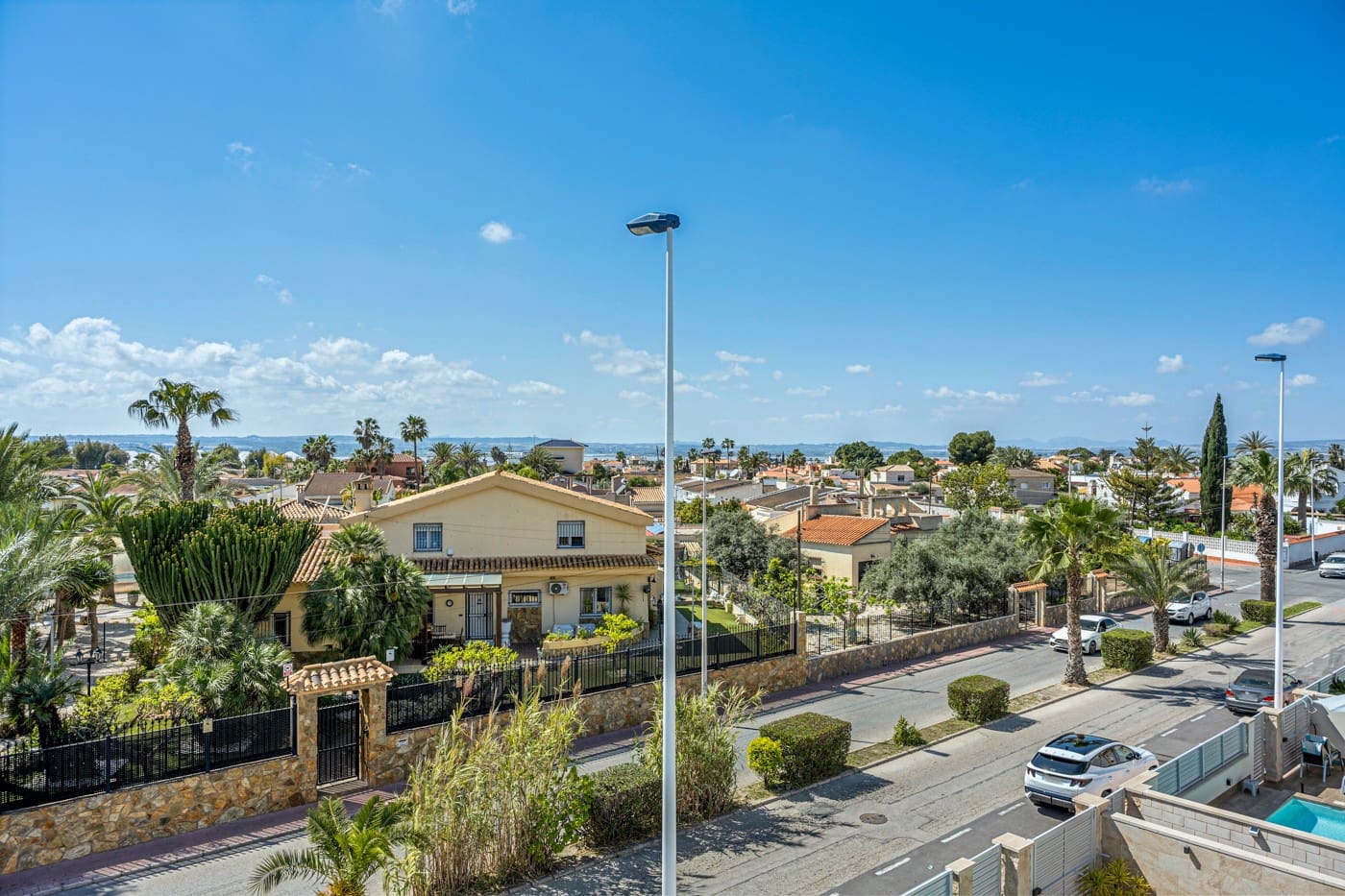 4 soverom Villa til salgs i Torrevieja med svømmebasseng - € 580 000 (Ref: 8947551)