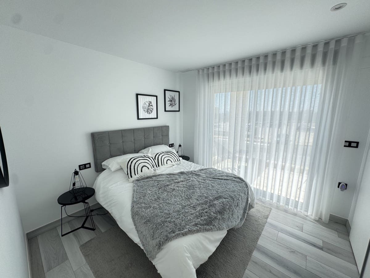 4 makuuhuone Huvila myytävänä paikassa Cabo Roig mukana uima-altaan - 635 000 € (Ref: 8951839)