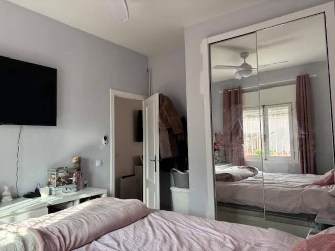 Chalet de 5 habitaciones en Playa Flamenca en venta - 379.000 € (Ref: 8961686)