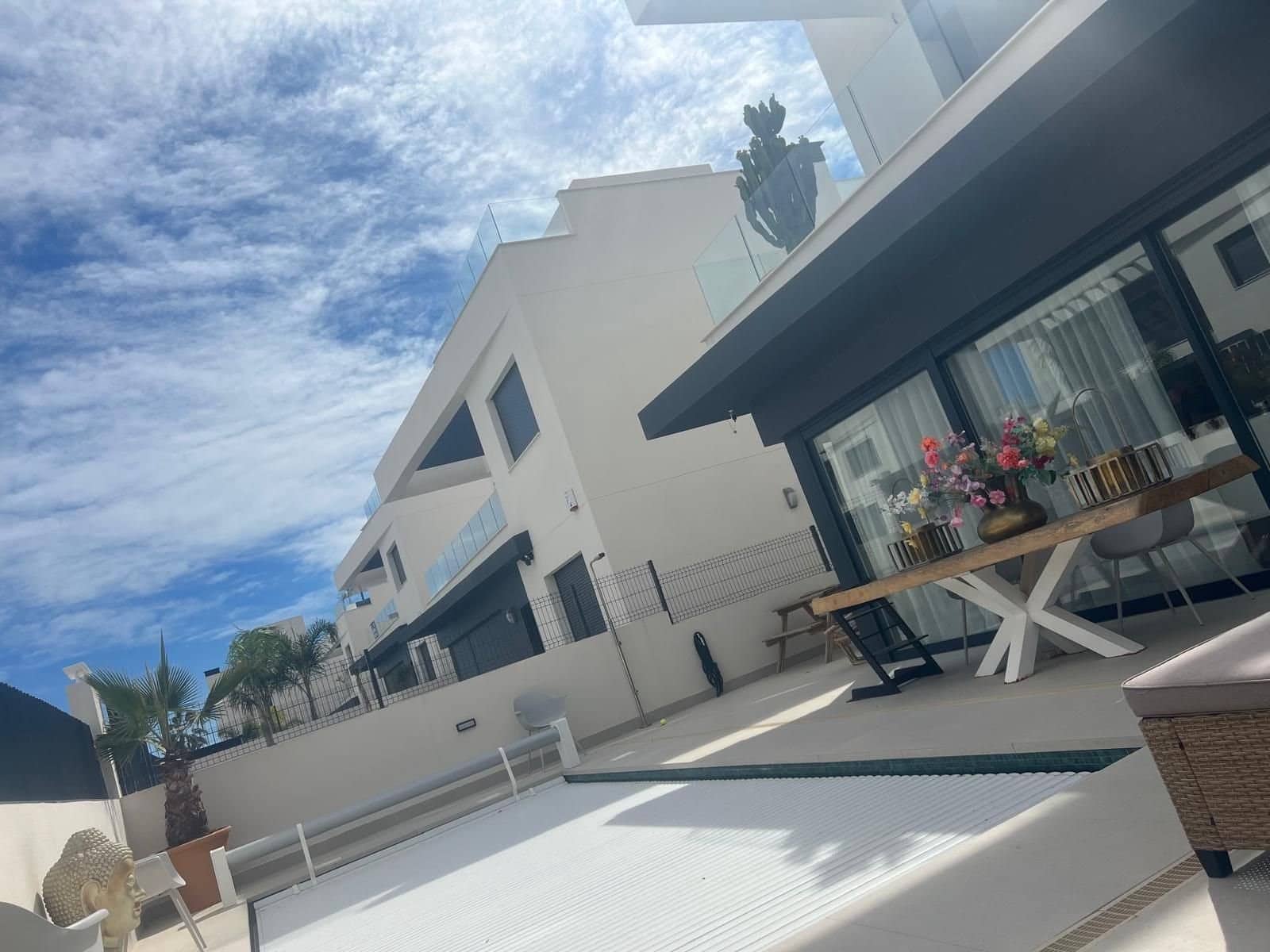 5 soveværelse Villa til salg i Algorfa med swimmingpool - € 575.000 (Ref: 8972563)