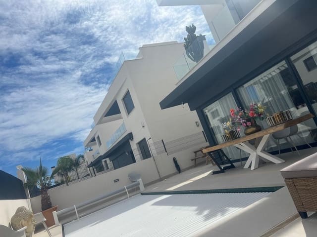 5 soveværelse Villa til salg i Algorfa med swimmingpool - € 575.000 (Ref: 8972563)