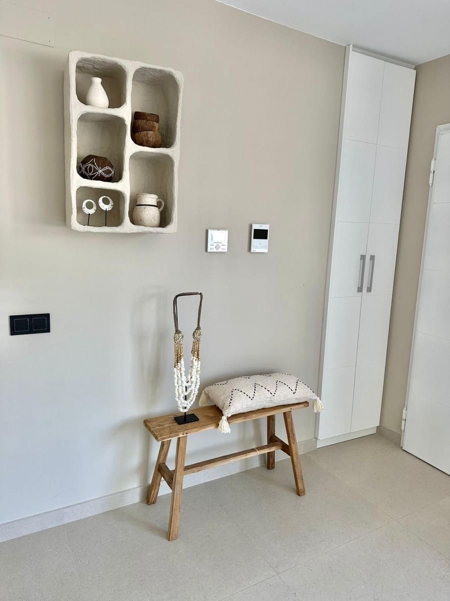 5 soveværelse Villa til salg i Algorfa med swimmingpool - € 575.000 (Ref: 8972563)