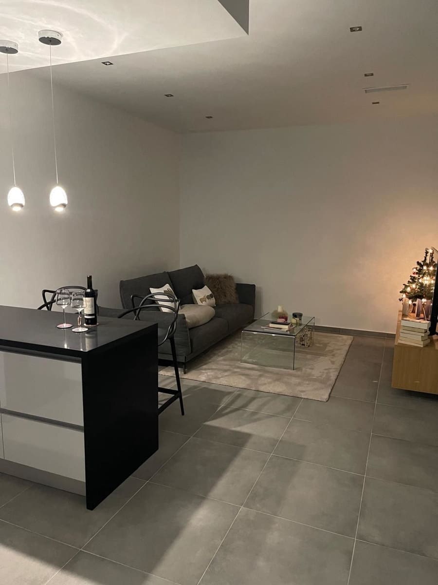 2 makuuhuone Huvila myytävänä paikassa Ciudad Quesada mukana uima-altaan - 340 000 € (Ref: 9008119)