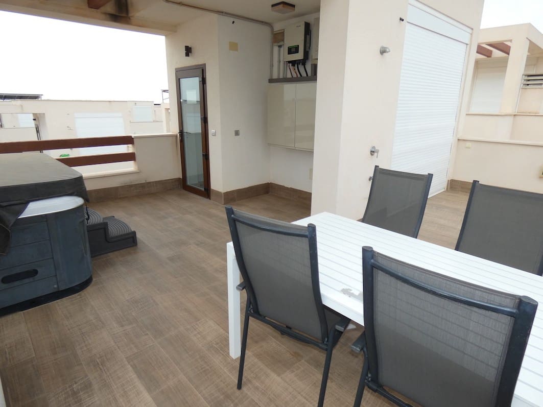 3 bedroom Villa for sale in Ciudad Quesada with pool garage - € 399,999 (Ref: 9058545)