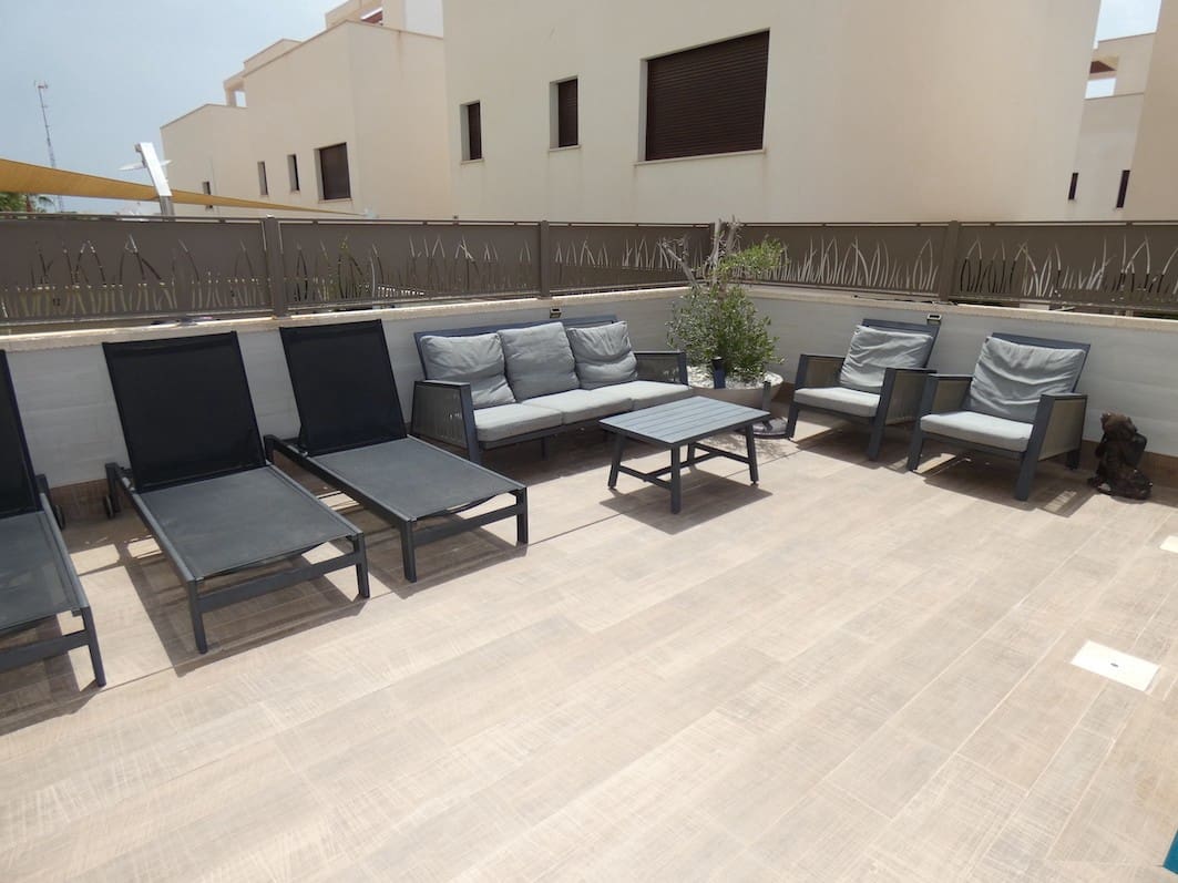 3 bedroom Villa for sale in Ciudad Quesada with pool garage - € 399,999 (Ref: 9058545)