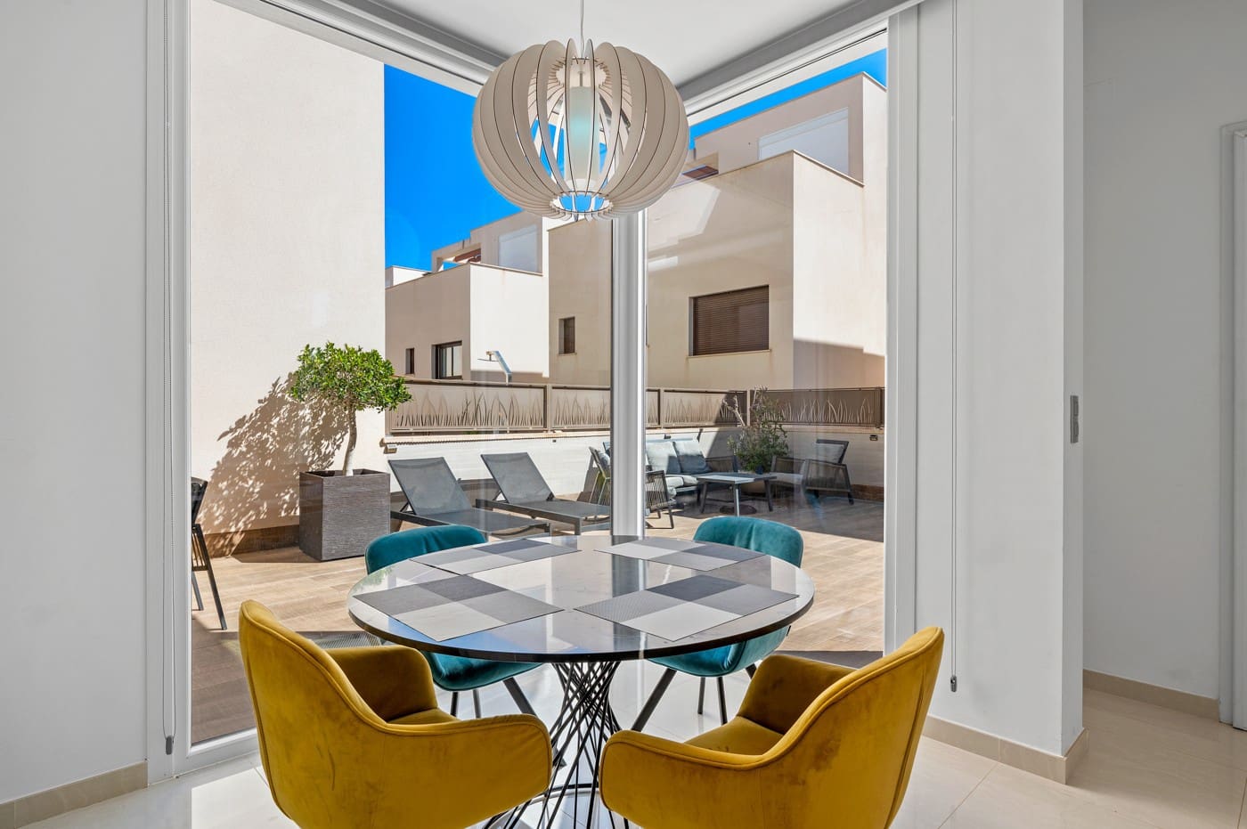 Chalet de 3 habitaciones en Ciudad Quesada en venta con piscina garaje - 399.999 € (Ref: 9058545)