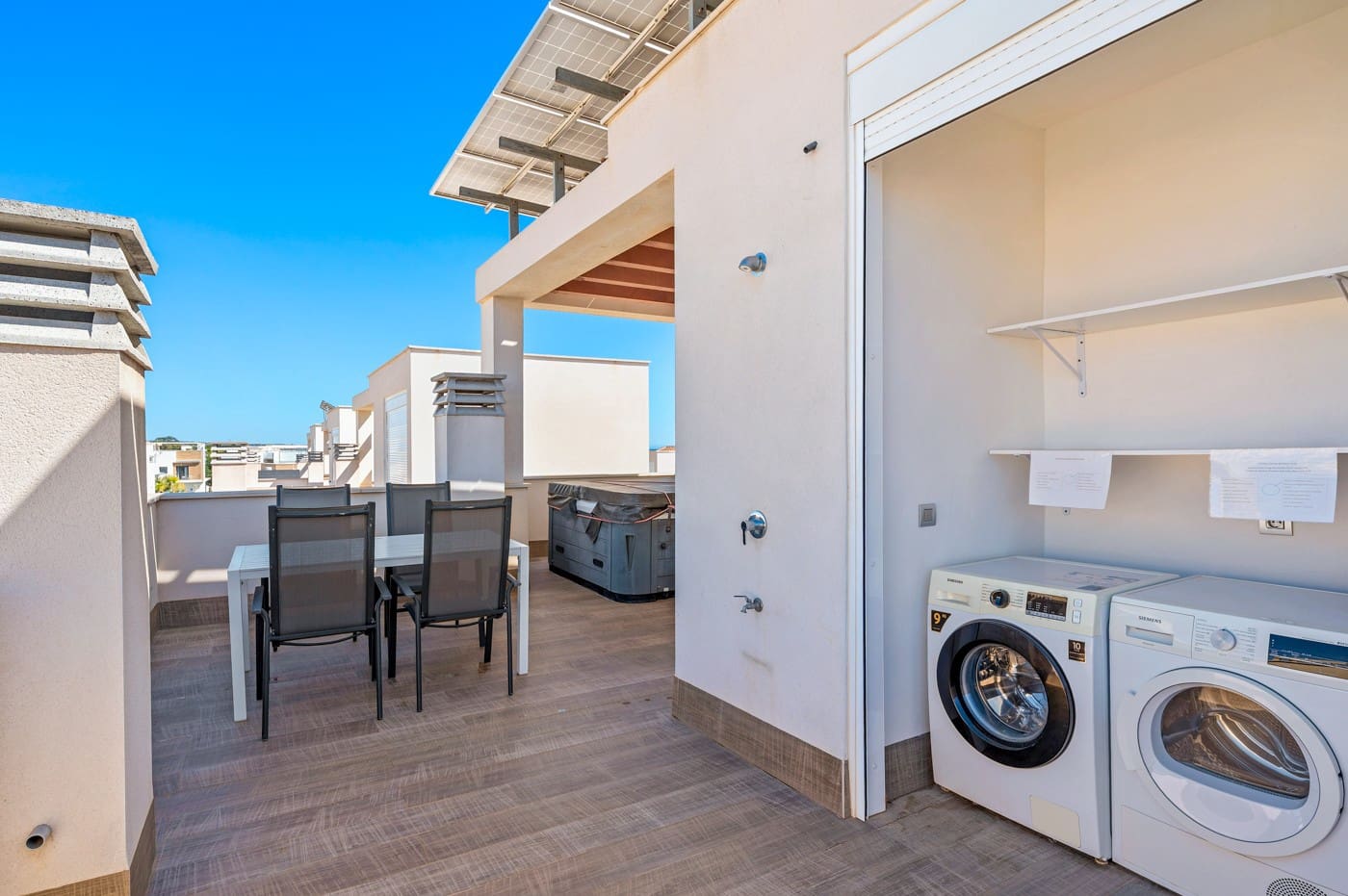 Chalet de 3 habitaciones en Ciudad Quesada en venta con piscina garaje - 399.999 € (Ref: 9058545)