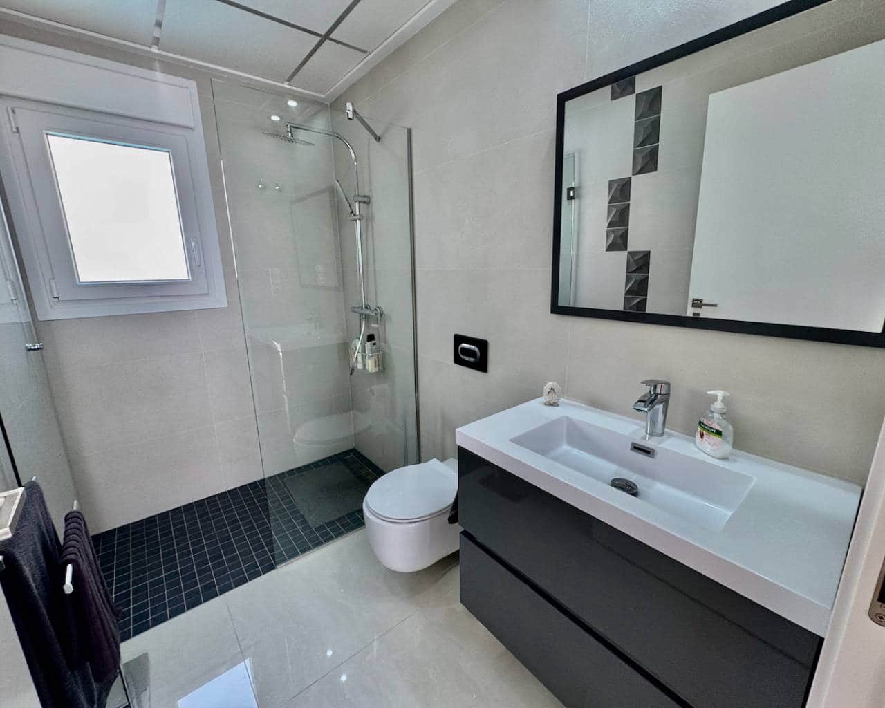 3 bedroom Villa for sale in Ciudad Quesada with pool - € 475,000 (Ref: 9059436)