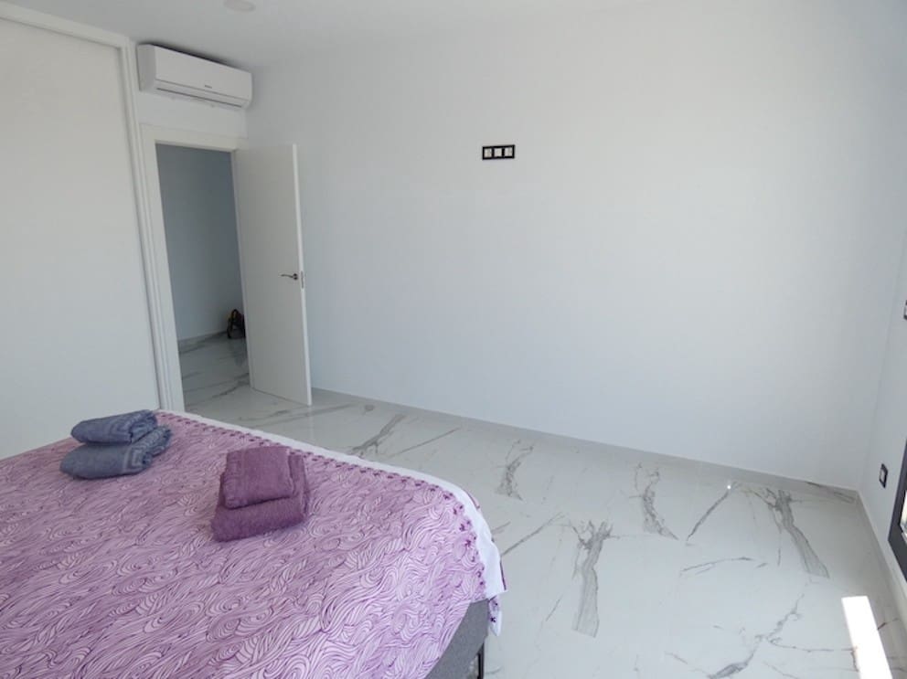 4 bedroom Villa for sale in Ciudad Quesada with pool garage - € 699,900 (Ref: 9076822)