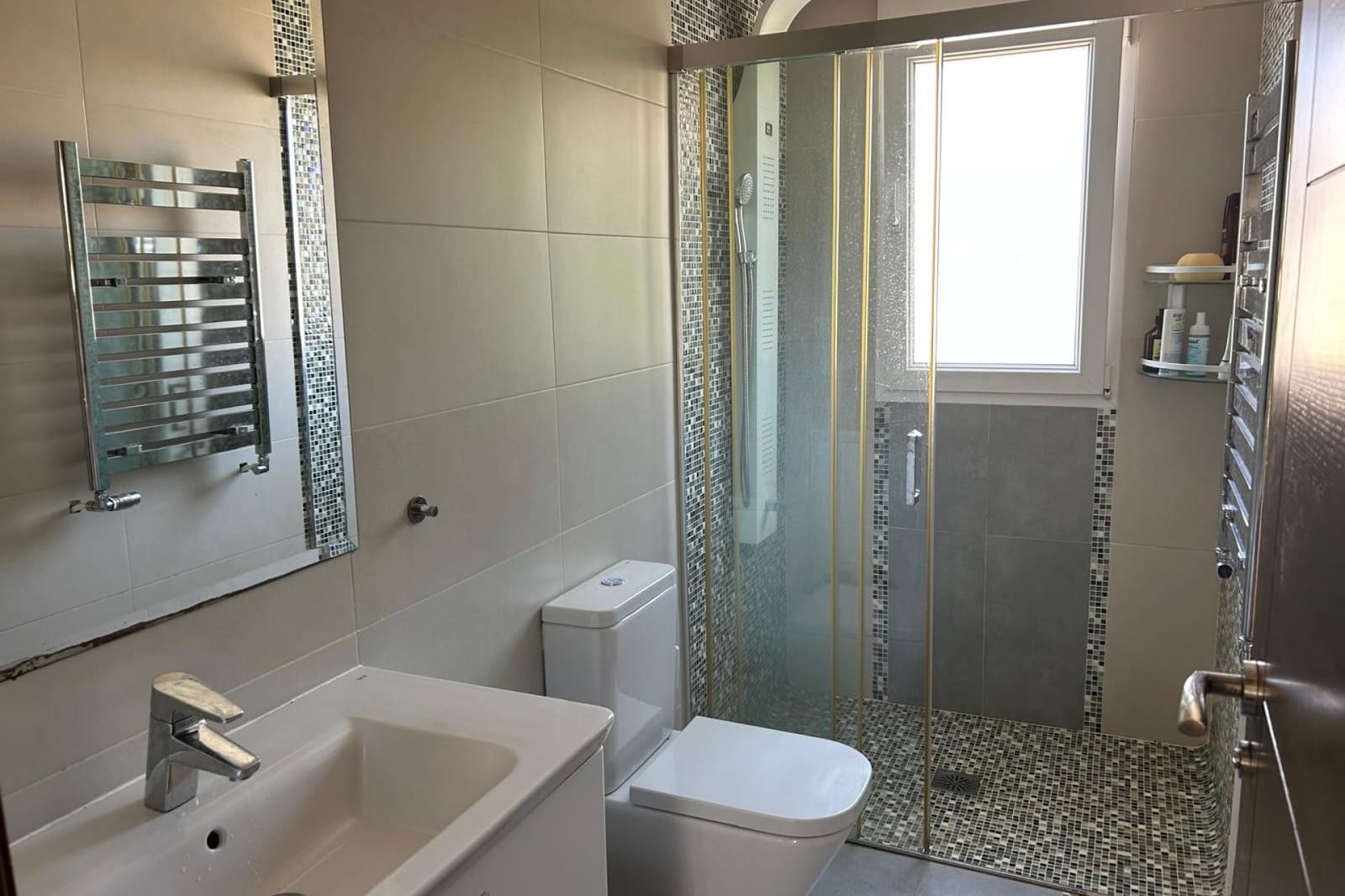 4 bedroom Villa for sale in Ciudad Quesada with pool - € 580,000 (Ref: 9107792)