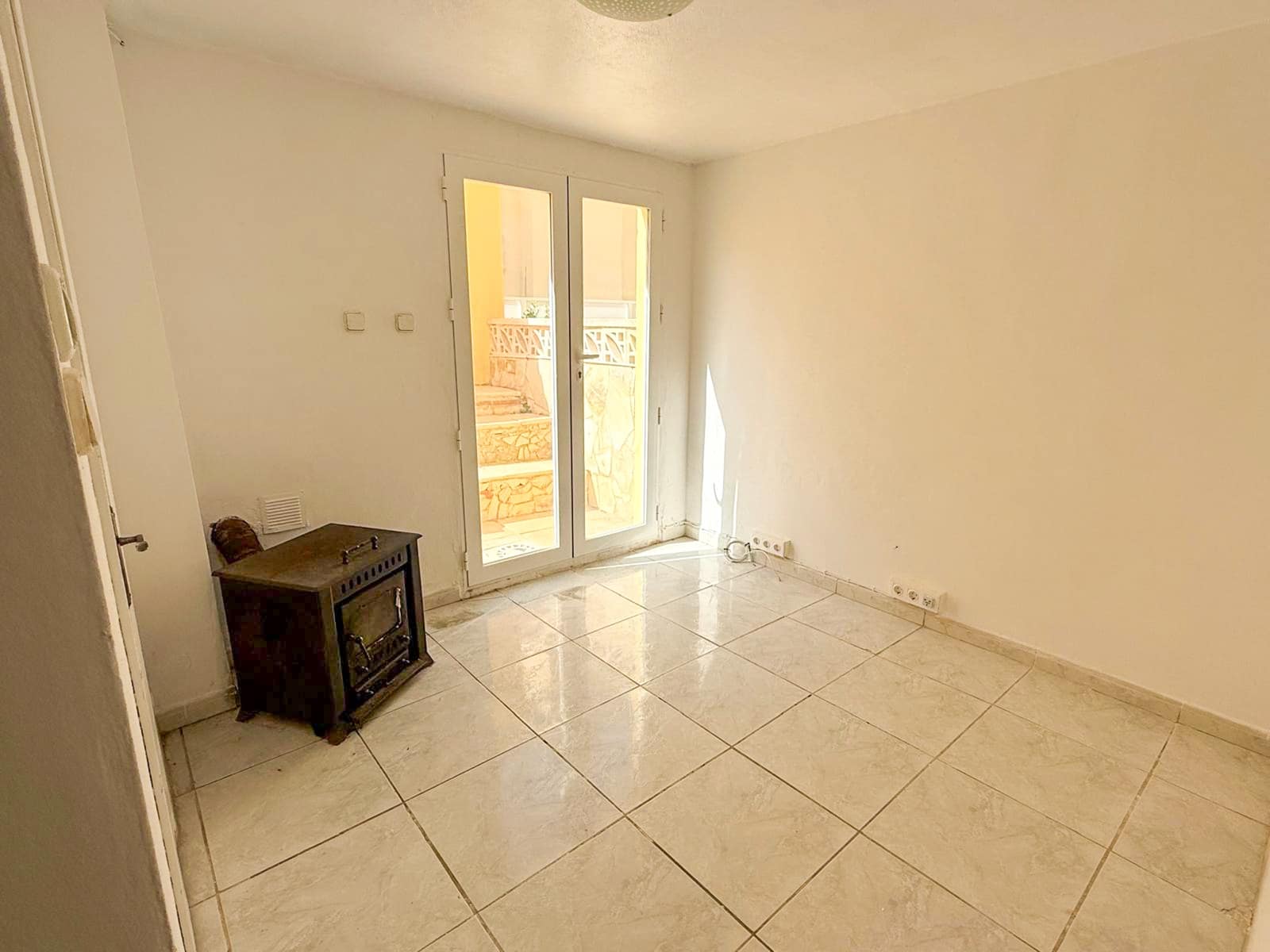 4 bedroom Apartment for sale in Villamartin - € 189,999 (Ref: 9137189)