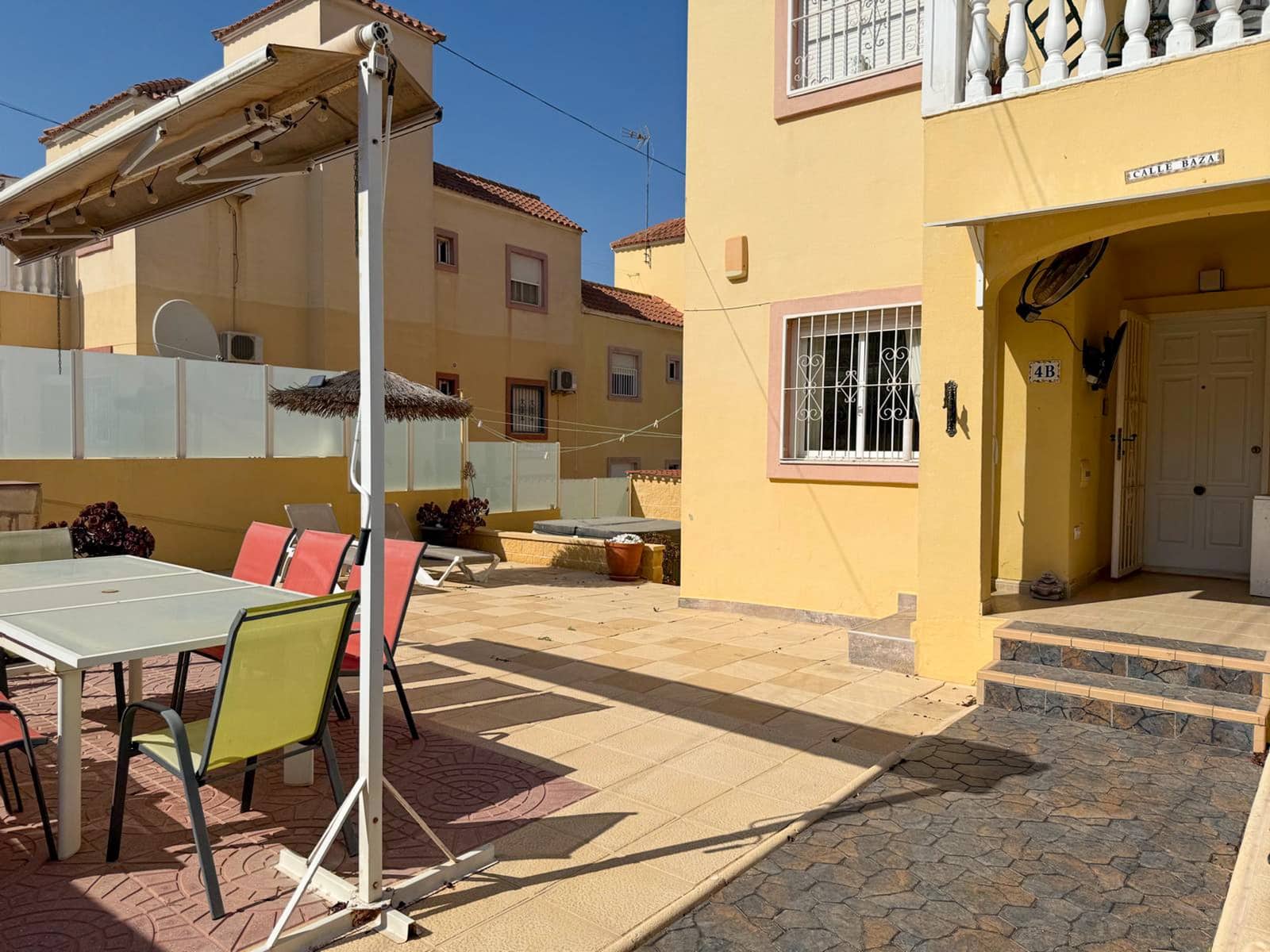 4 bedroom Apartment for sale in Villamartin - € 189,999 (Ref: 9137189)