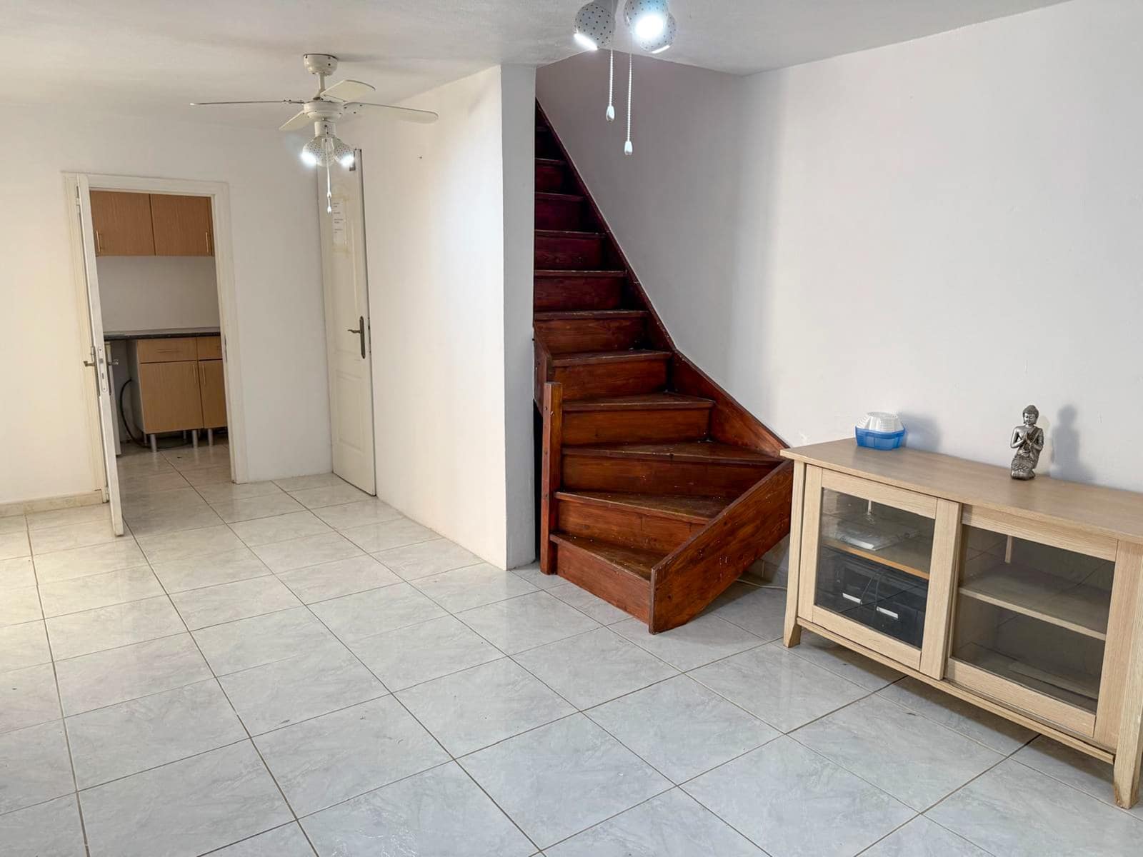 4 bedroom Apartment for sale in Villamartin - € 189,999 (Ref: 9137189)