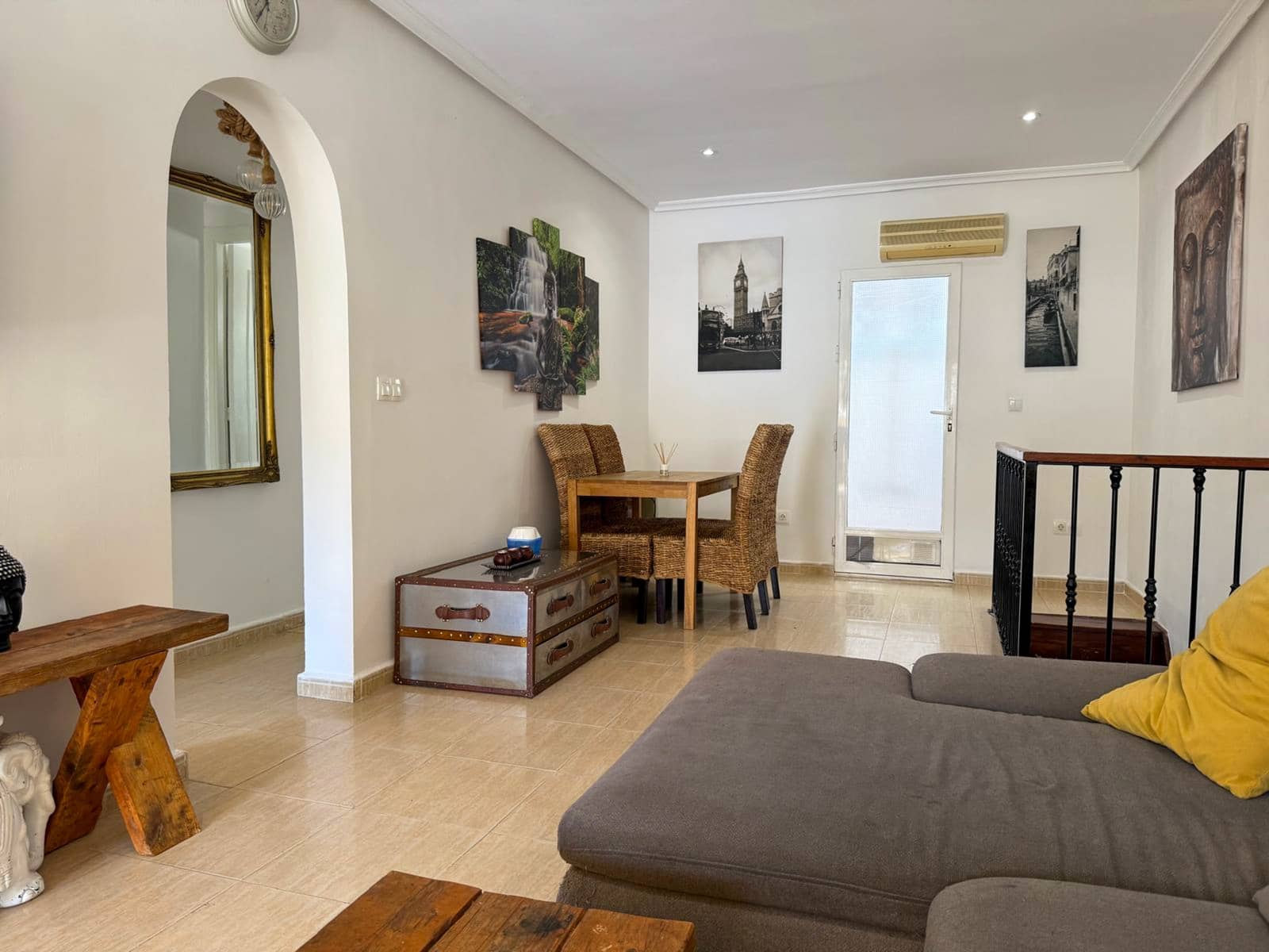 4 bedroom Apartment for sale in Villamartin - € 189,999 (Ref: 9137189)