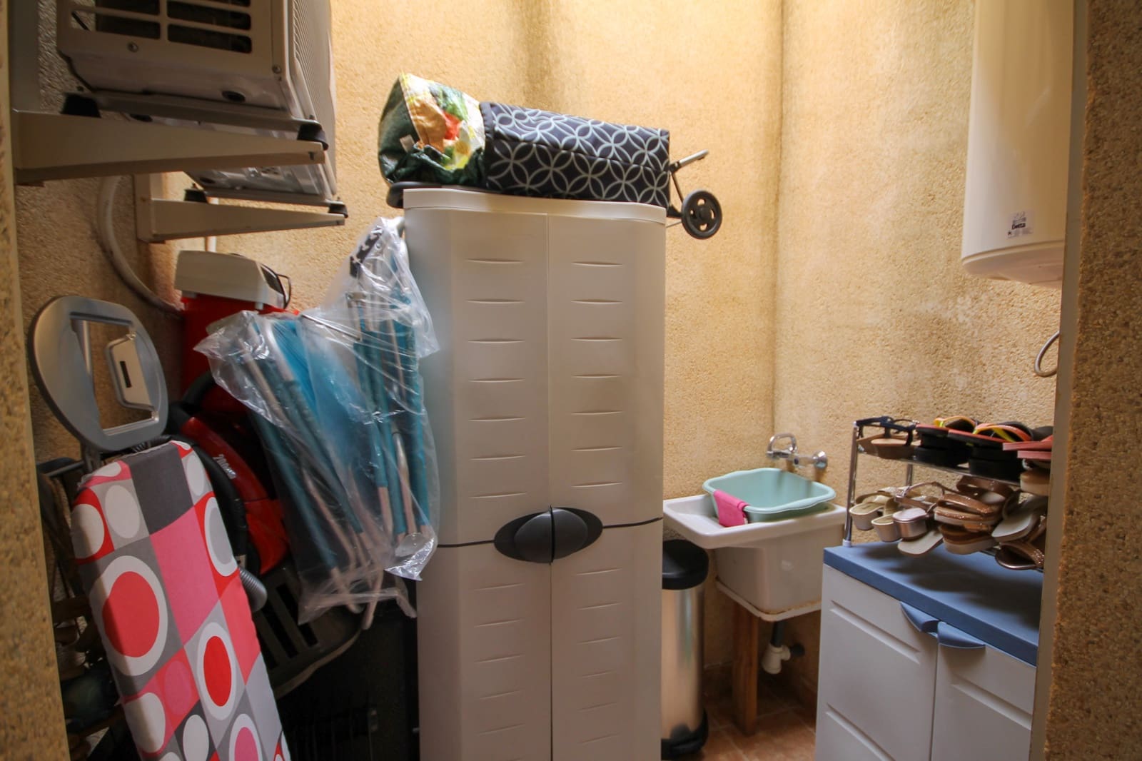 2 bedroom Townhouse for sale in Villamartin - € 157,000 (Ref: 9137190)