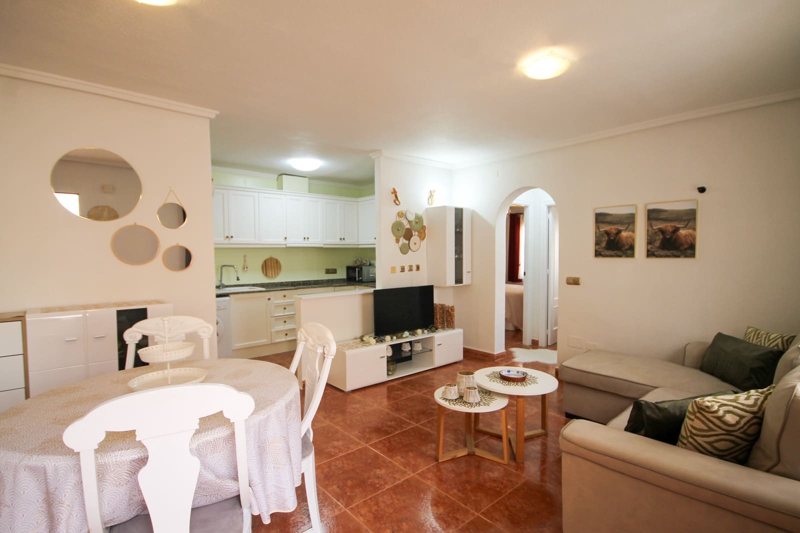 2 bedroom Townhouse for sale in Villamartin - € 157,000 (Ref: 9137190)