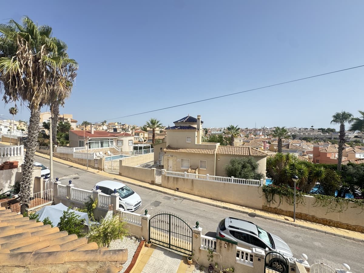 4 camera da letto Villa in vendita in Villamartin - 299.000 € (Rif: 9163799)