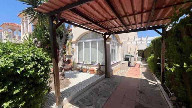 3 quarto Moradia para venda em Algorfa com piscina - 207 000 € (Ref: 9163801)