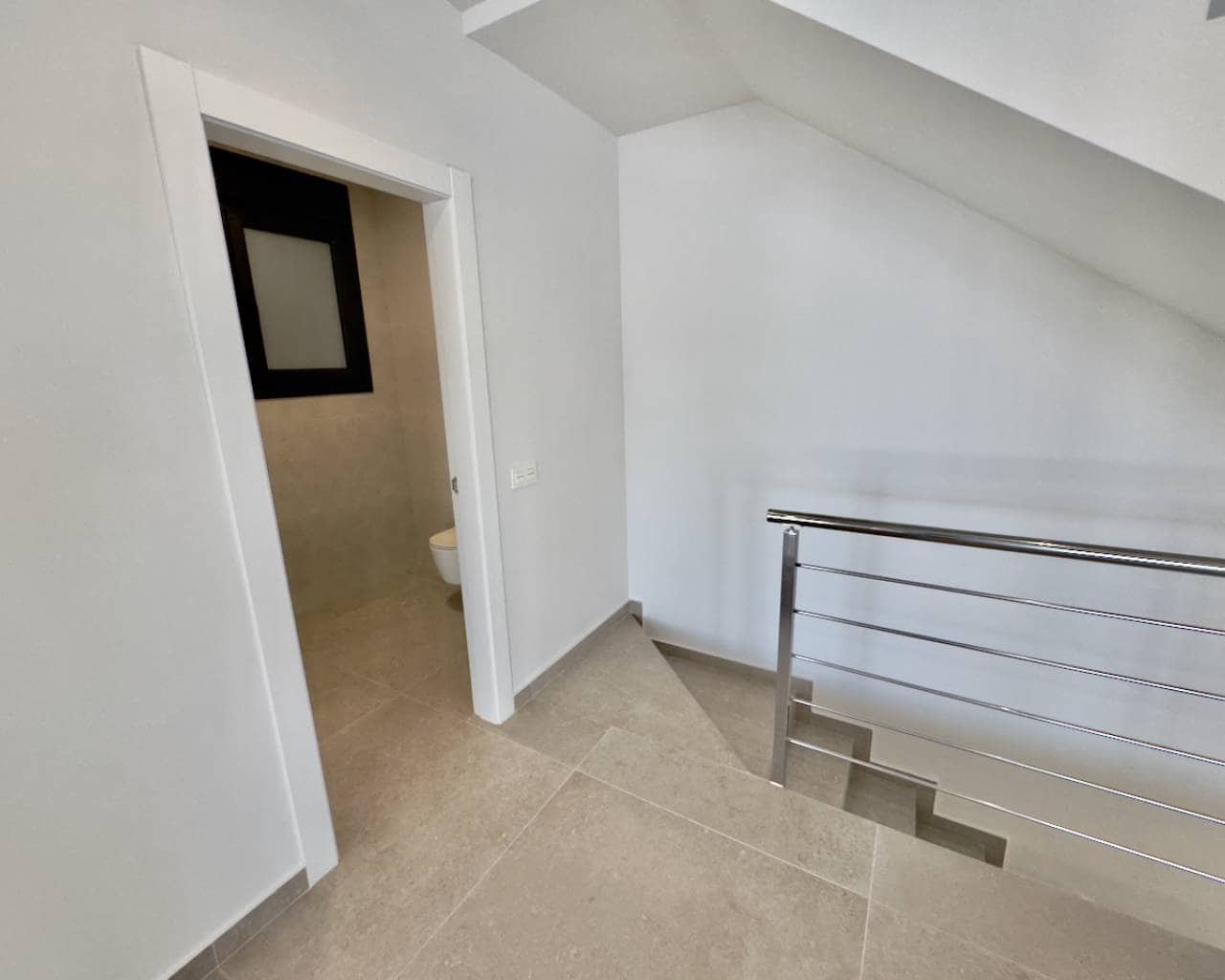 3 makuuhuone Huvila myytävänä paikassa Ciudad Quesada mukana uima-altaan - 799 900 € (Ref: 9163808)