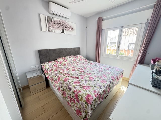 5 bedroom Villa for sale in La Florida, Orihuela - € 349,000 (Ref: 9166949)