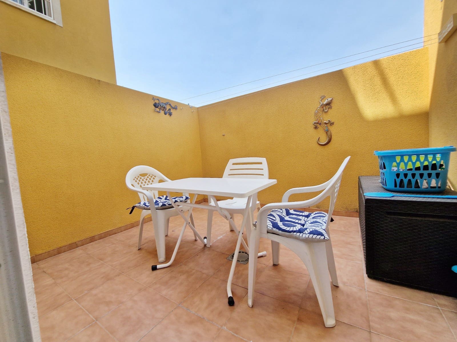 2 soveværelse Lejlighed til salg i Daya Nueva med swimmingpool - € 119.500 (Ref: 9176507)