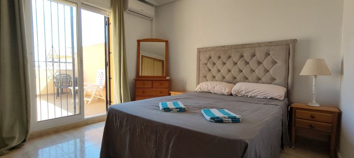 3 sovrum Hus till salu i Cabo Roig med pool - 234 900 € (Ref: 9198473)