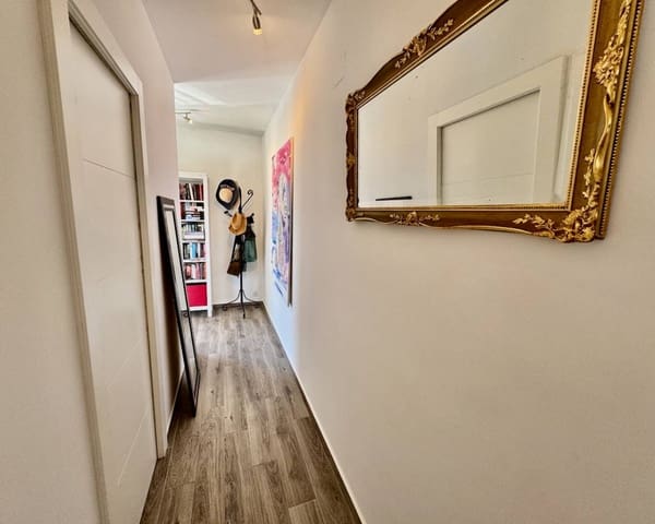 3 soveværelse Villa til salg i Punta Prima, Torrevieja med swimmingpool - € 750.000 (Ref: 9226697)