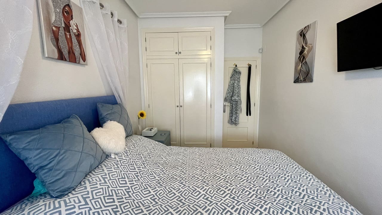 3 bedroom Villa for sale in Algorfa with pool - € 210,000 (Ref: 9262486)