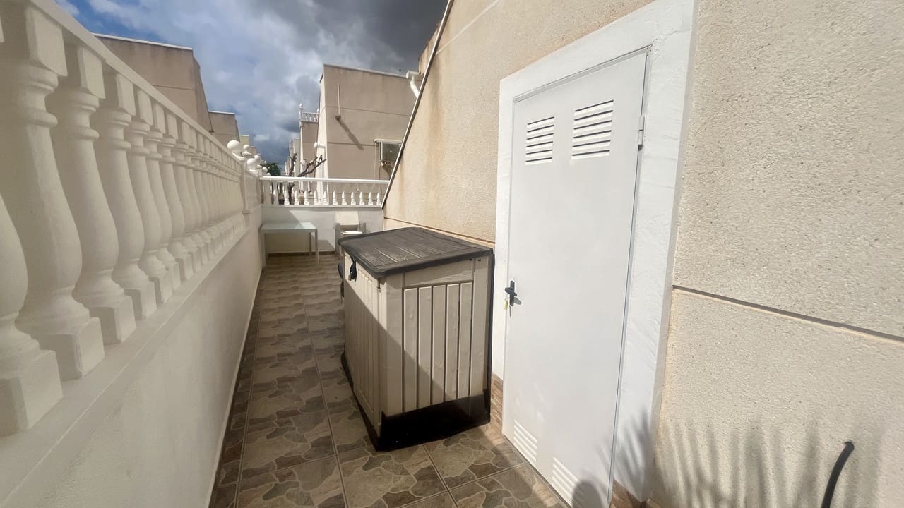 3 bedroom Villa for sale in Algorfa with pool - € 210,000 (Ref: 9262486)