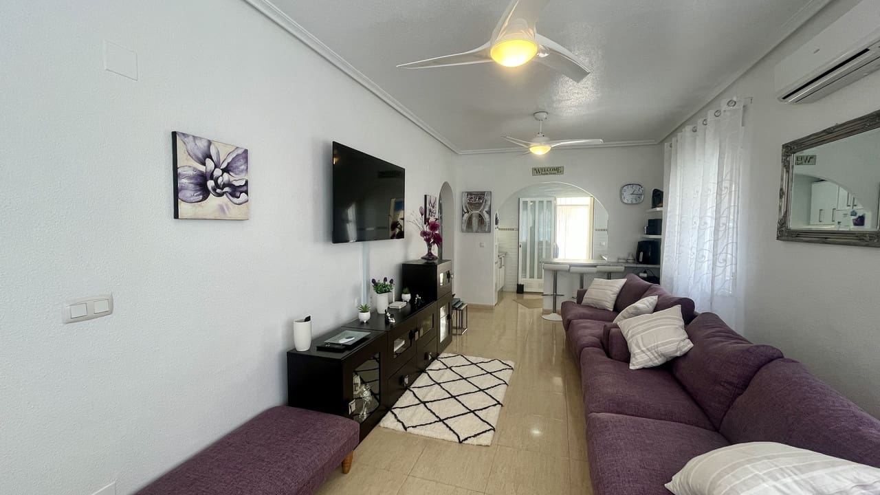 3 bedroom Villa for sale in Algorfa with pool - € 210,000 (Ref: 9262486)