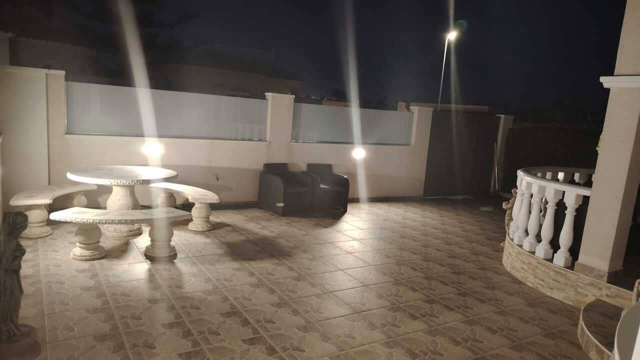 3 bedroom Villa for sale in Algorfa with pool - € 210,000 (Ref: 9262486)