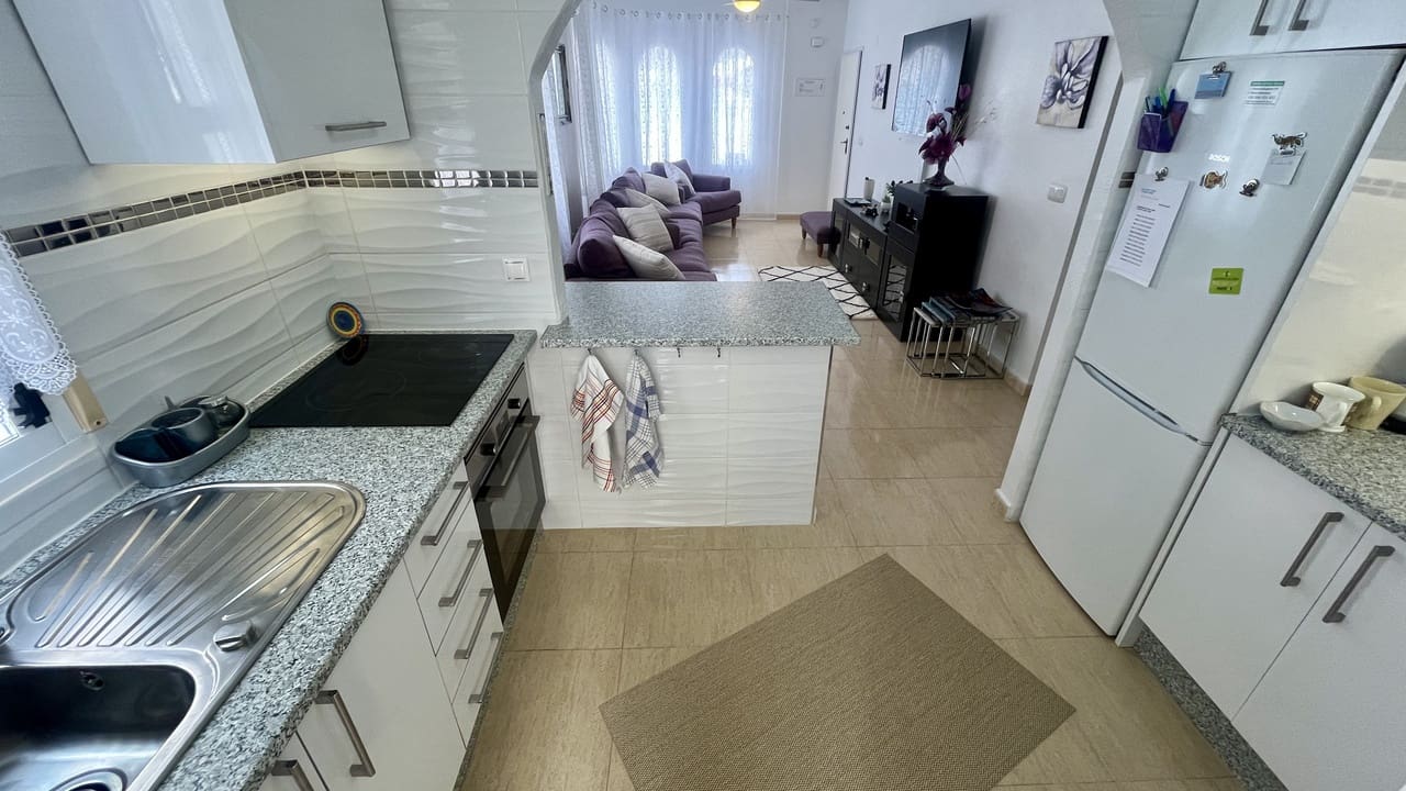 3 bedroom Villa for sale in Algorfa with pool - € 210,000 (Ref: 9262486)