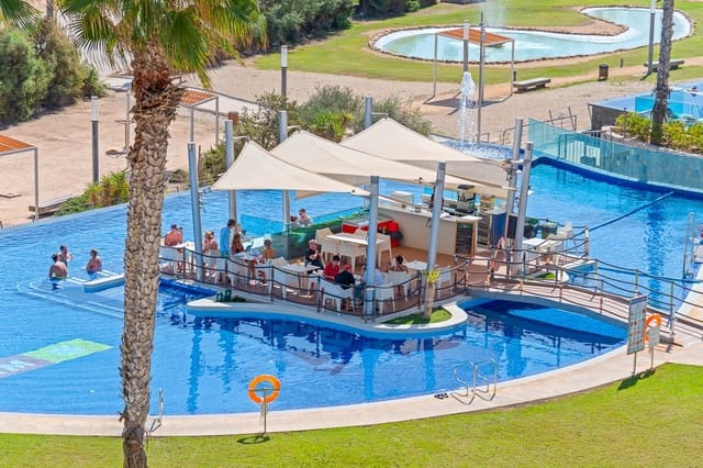 2 makuuhuone Huoneisto myytävänä paikassa Punta Prima, Torrevieja mukana uima-altaan - 420 000 € (Ref: 9282055)