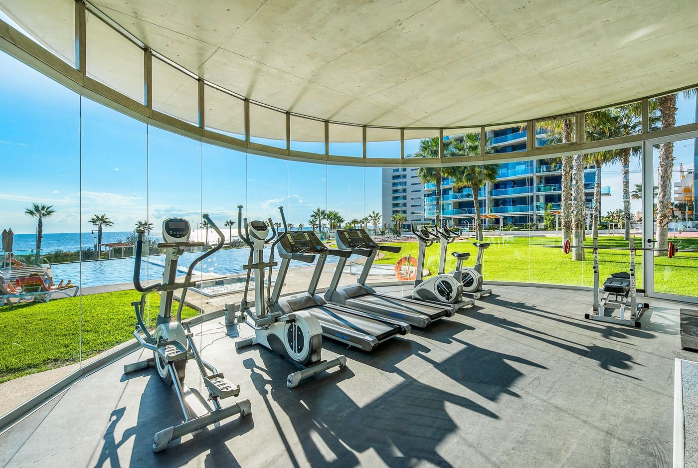 2 bedroom Apartment for sale in Punta Prima with pool - € 420,000 (Ref: 9282055)