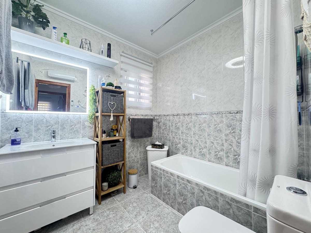 4 sypialnia Willa na sprzedaż w Villamartin z basenem - 379 000 € (Ref: 9285103)