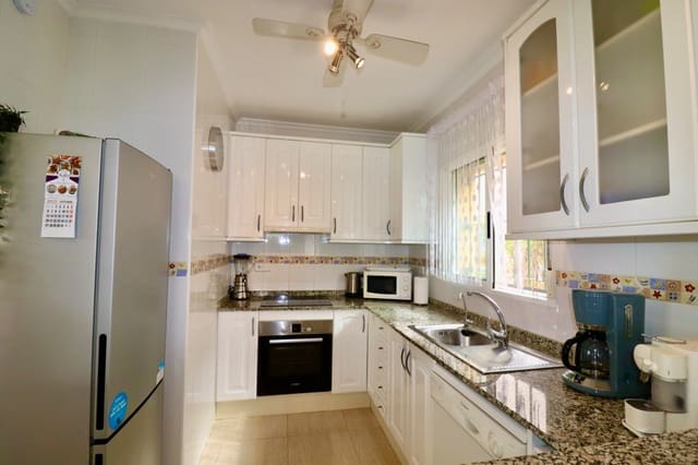 2 quarto Moradia para venda em El Raso, Guardamar del Segura com piscina - 225 000 € (Ref: 9296752)