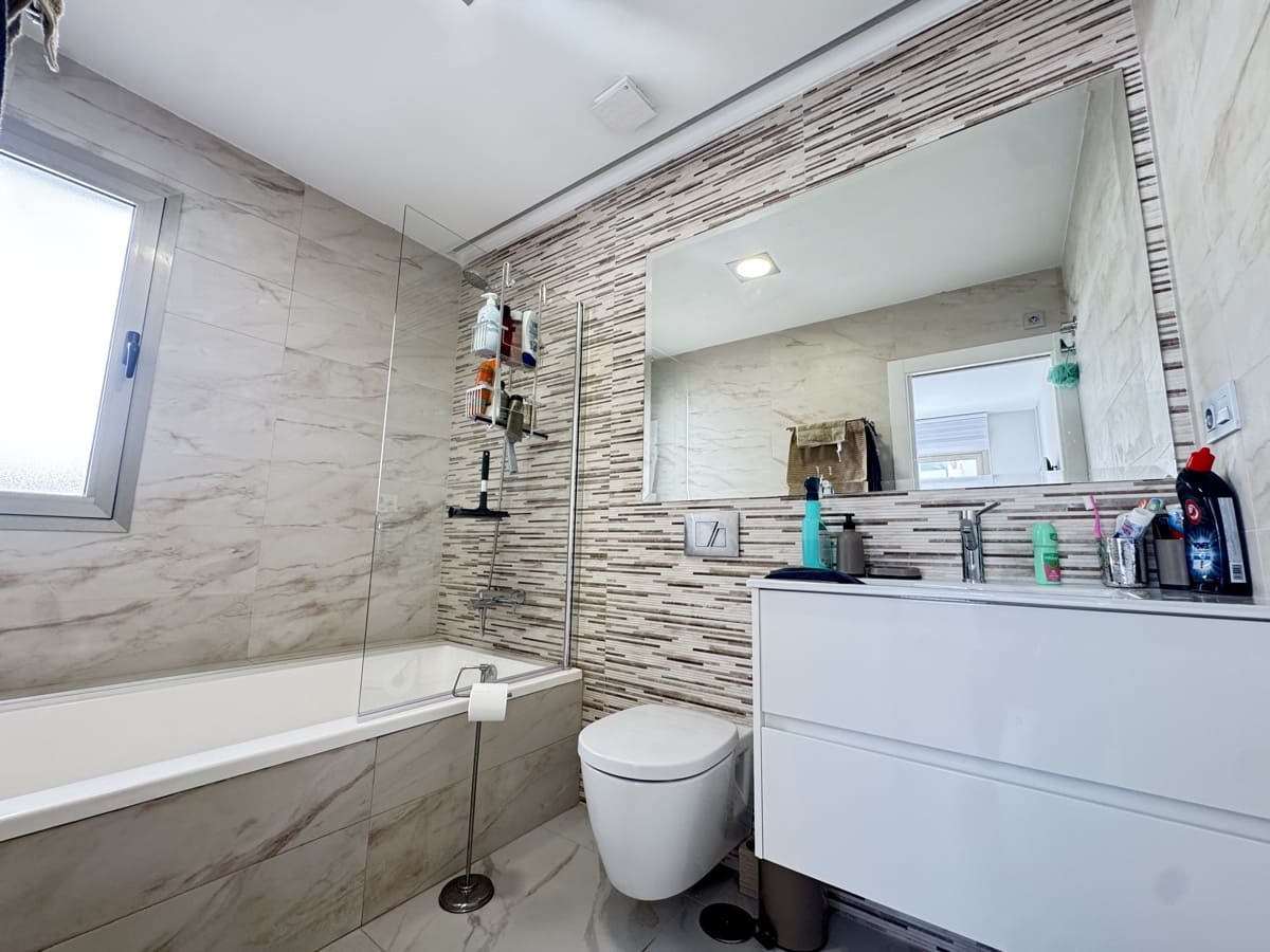 5 sypialnia Willa na sprzedaż w Villamartin z basenem - 480 000 € (Ref: 9317750)