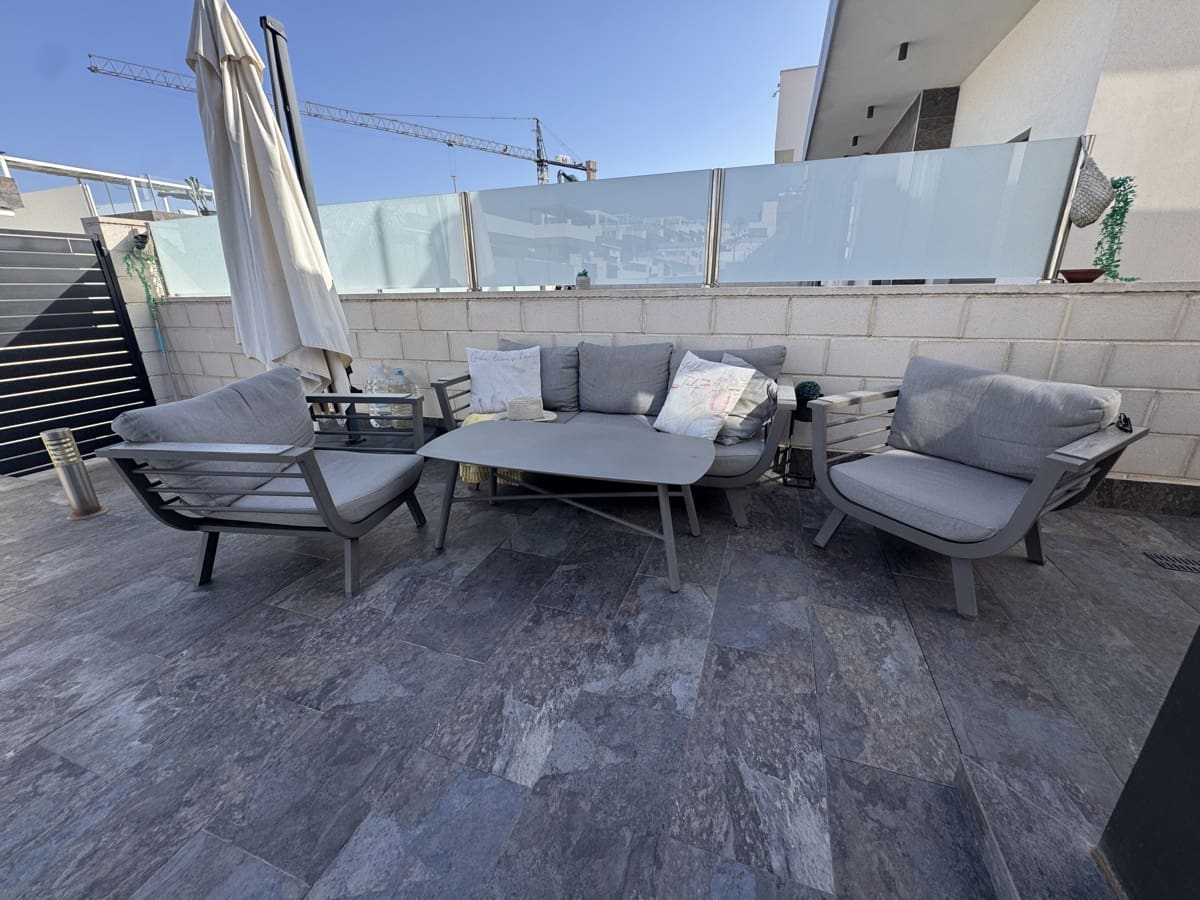 3 sypialnia Willa na sprzedaż w Villamartin z basenem - 369 950 € (Ref: 9317752)