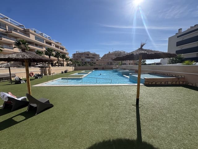 2 bedroom Apartment for sale in Villamartin, Orihuela with pool - € 289,000 (Ref: 9337826)