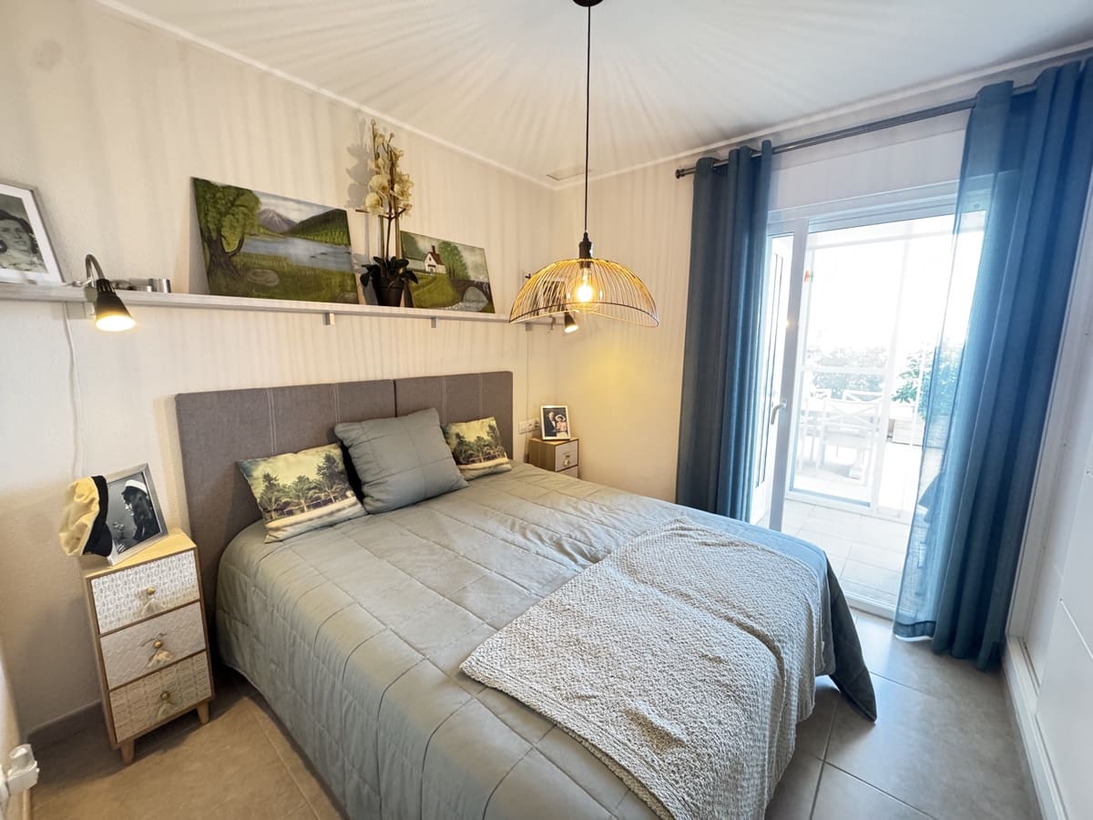 2 bedroom Apartment for sale in Villamartin with pool - € 289,000 (Ref: 9337826)