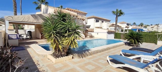 3 soveværelse Villa til salg i Las Ramblas Golf, Orihuela med swimmingpool - € 465.000 (Ref: 9347138)