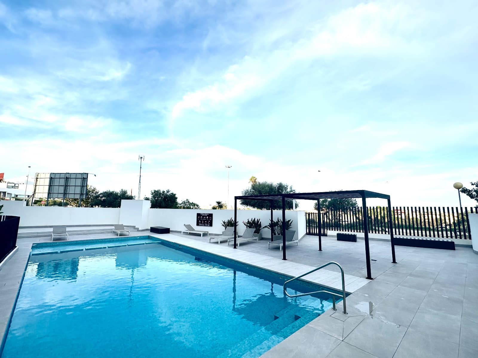 3 sypialnia Apartament na sprzedaż w Guardamar del Segura z basenem - 375 000 € (Ref: 9357127)