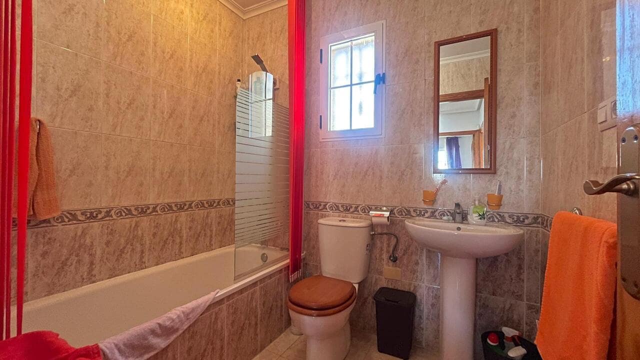 3 bedroom Townhouse for sale in Torrevieja with pool - € 215,000 (Ref: 9371969)